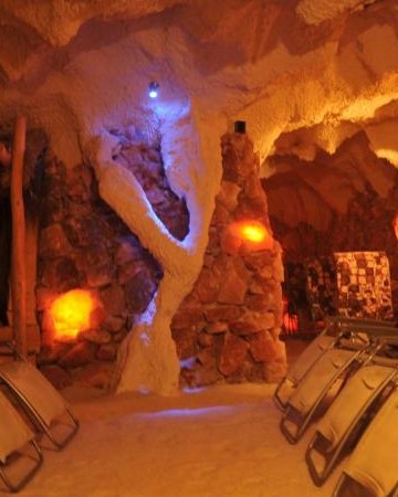 Grota Solna Wieniec Zdrój