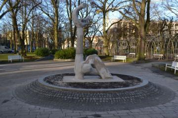 Rzeźba Macierzyństwo