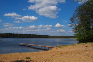 Jezioro Kołackie i Średniowieczne Kurhany