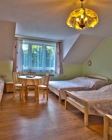 BARANÓWKA Pokoje Gościnne