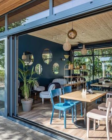 M15 Restaurant & Bar